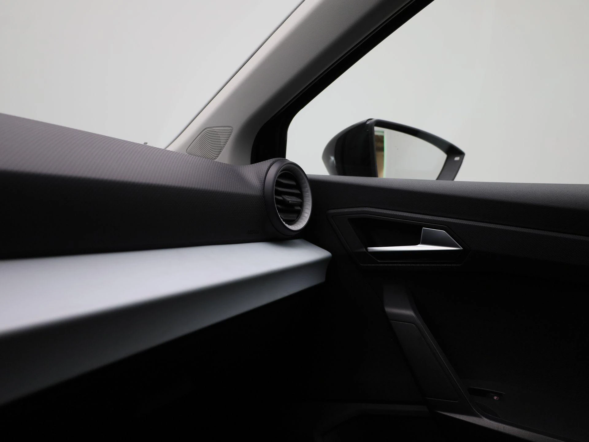 SEAT-Ibiza-image-27