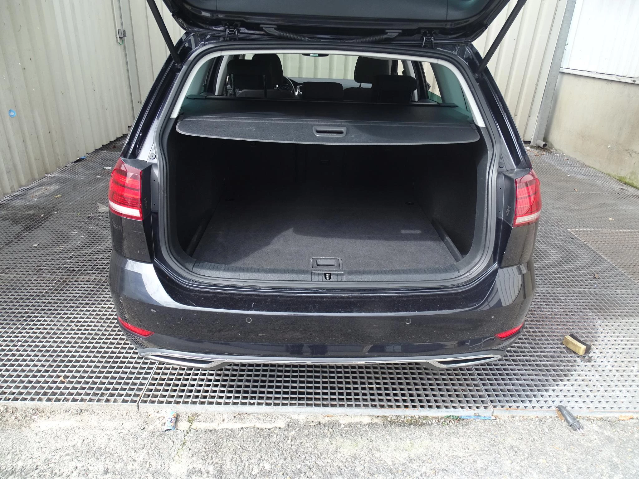 Volkswagen-Golf-image-16