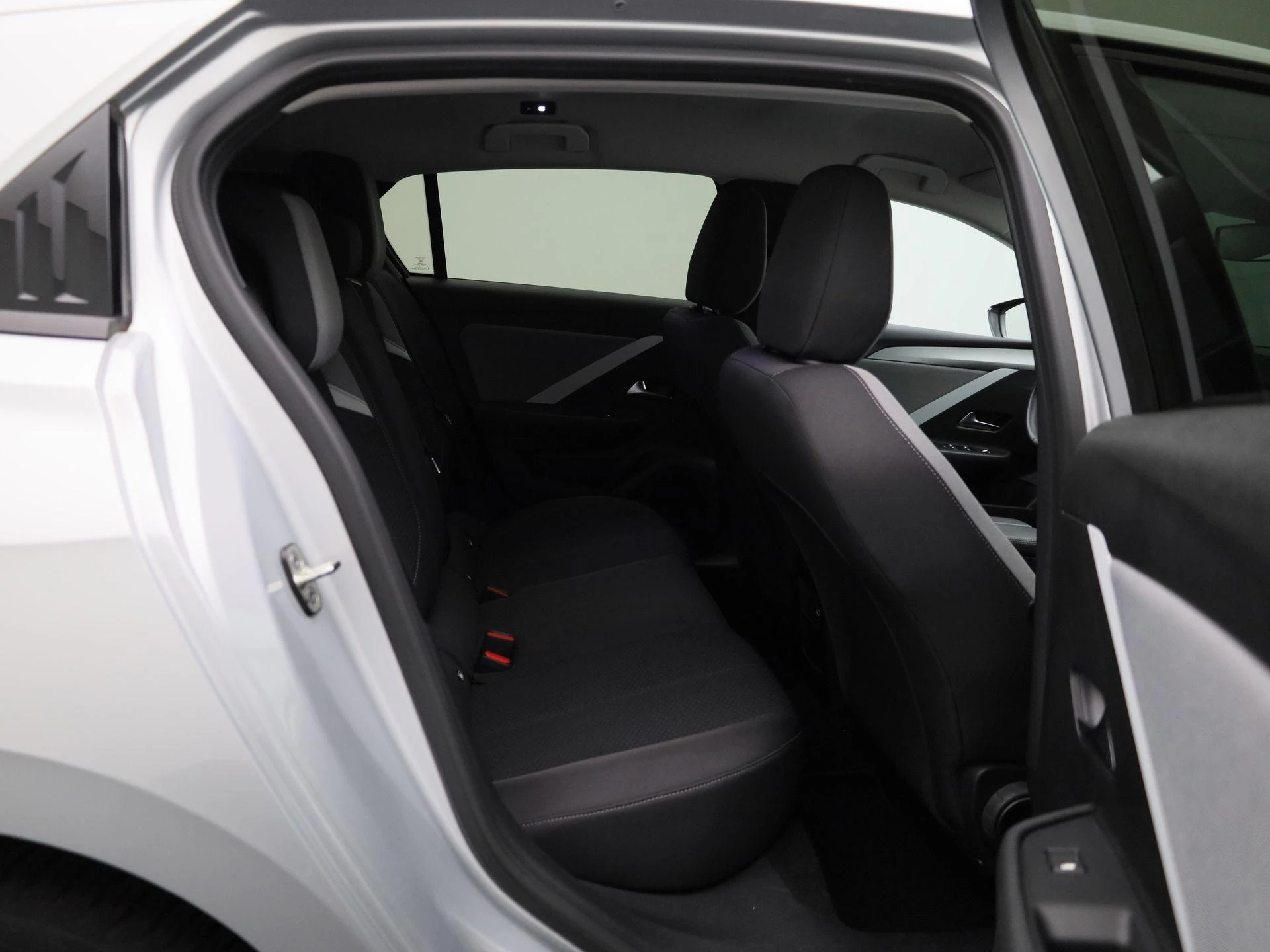 Opel Astra 1.2 Business Edition
