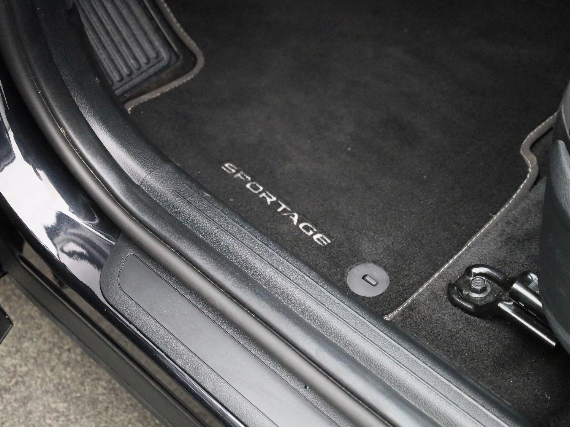 Kia-Sportage-image-25