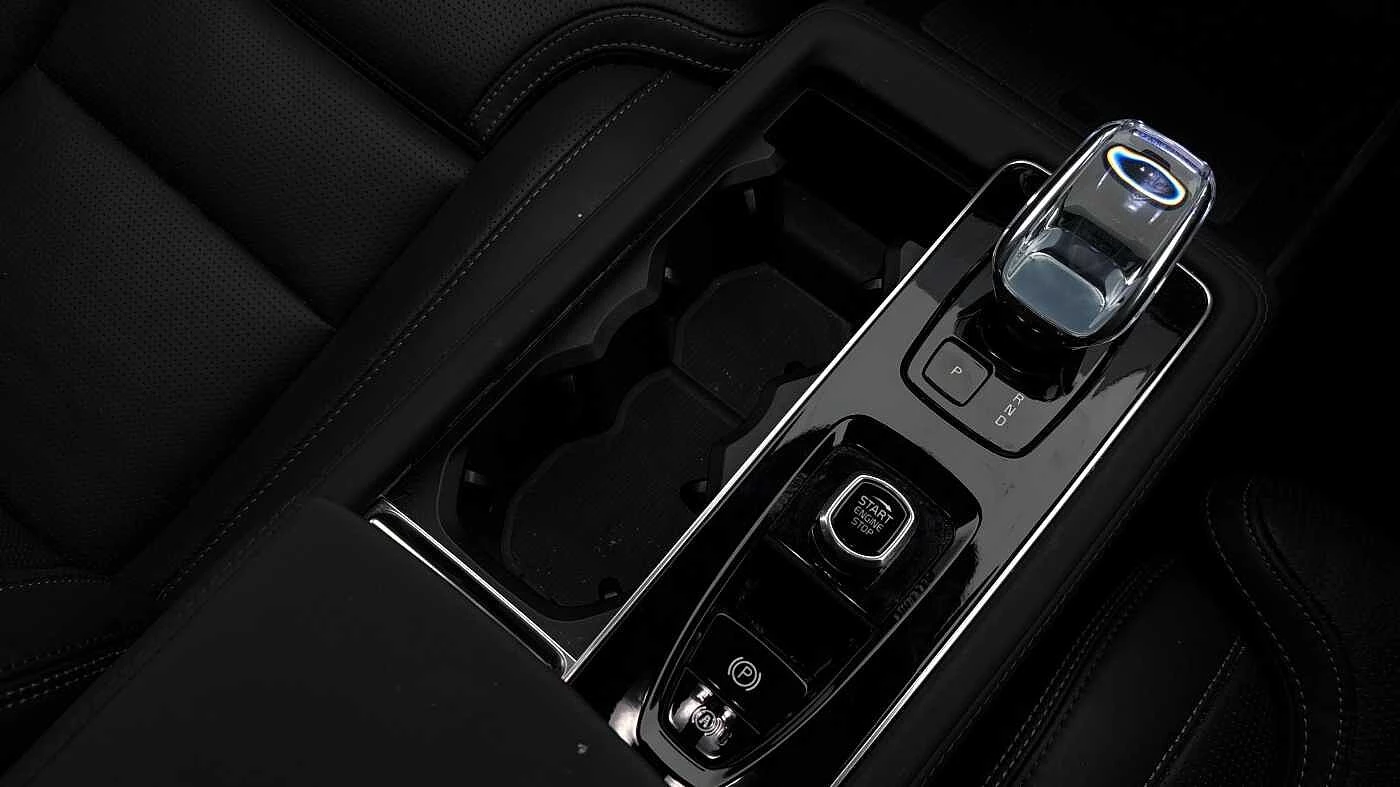 Volvo-XC90-image-30