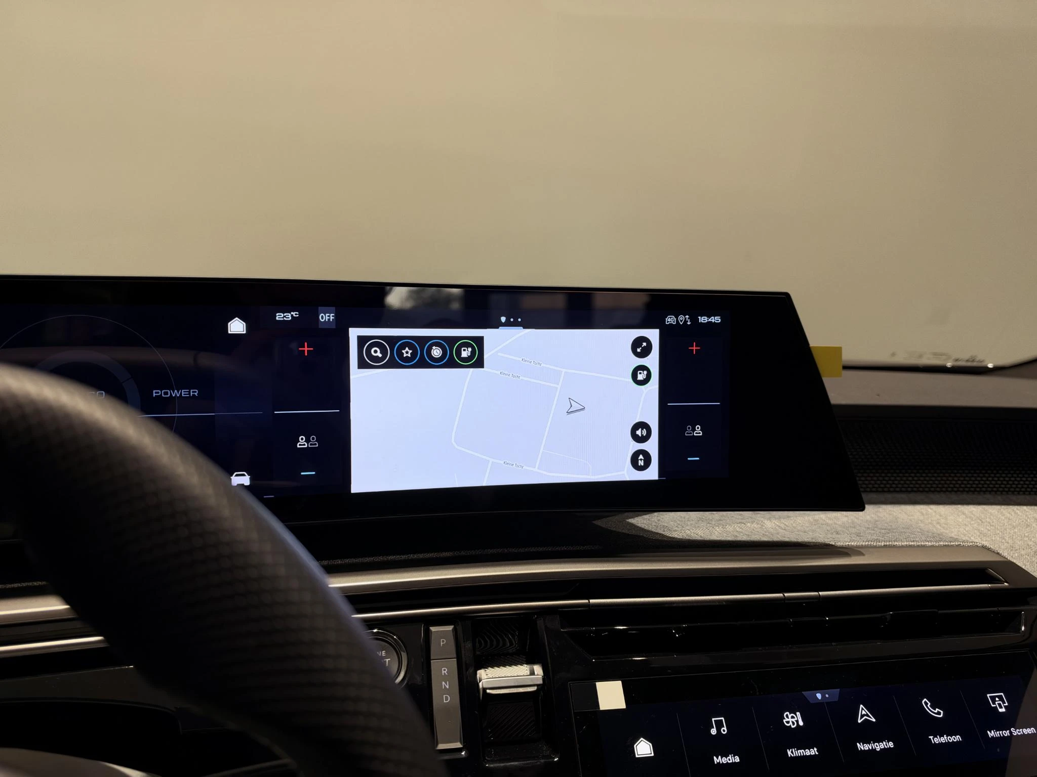 Peugeot-e-3008-image-23