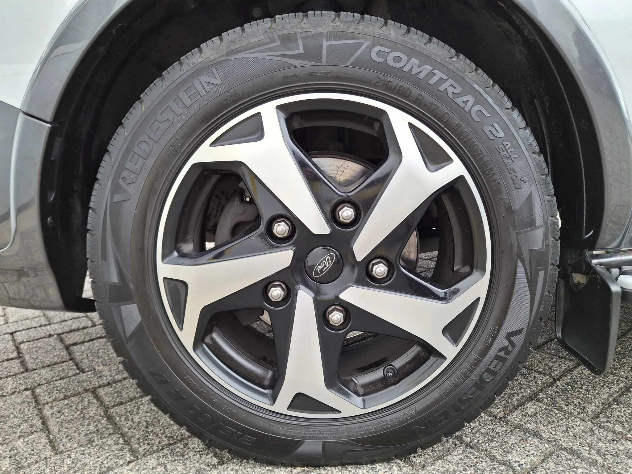Ford-Transit Custom-image-4