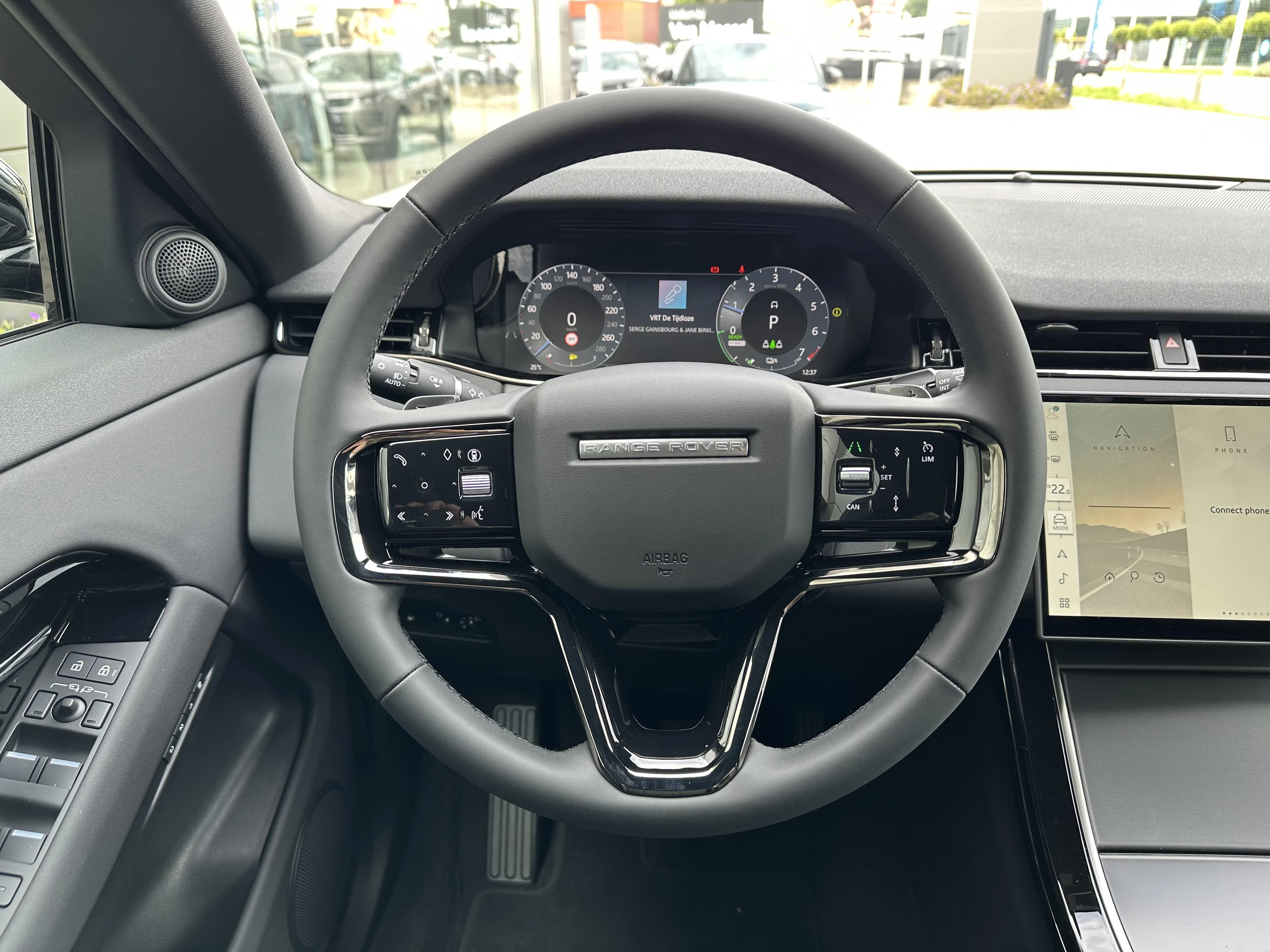 Land Rover-Range Rover Evoque-image-20