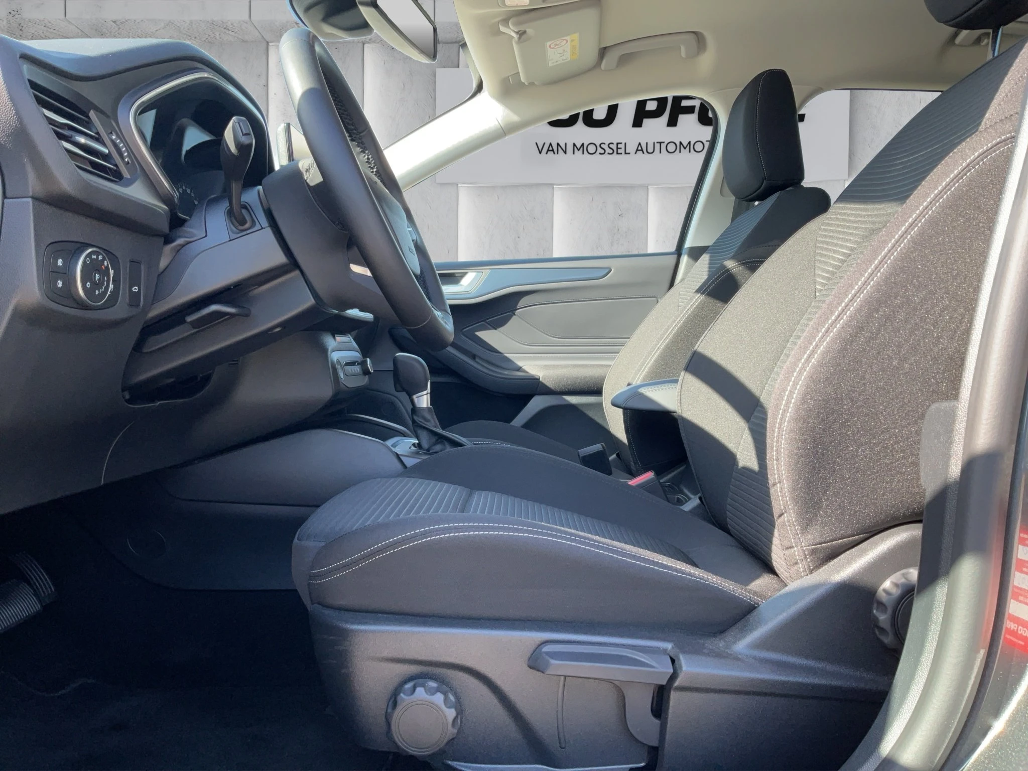 Ford-Focus-image-9