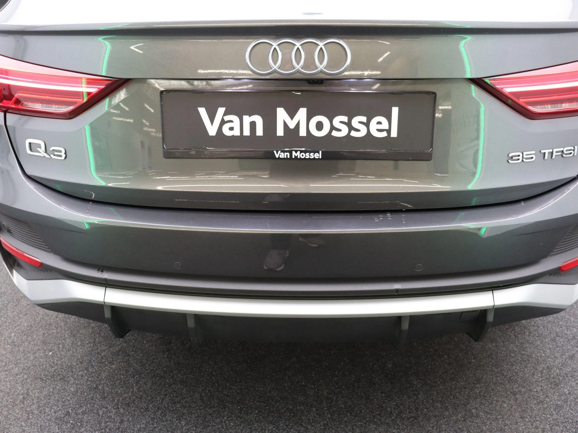 Audi-Q3-image-19