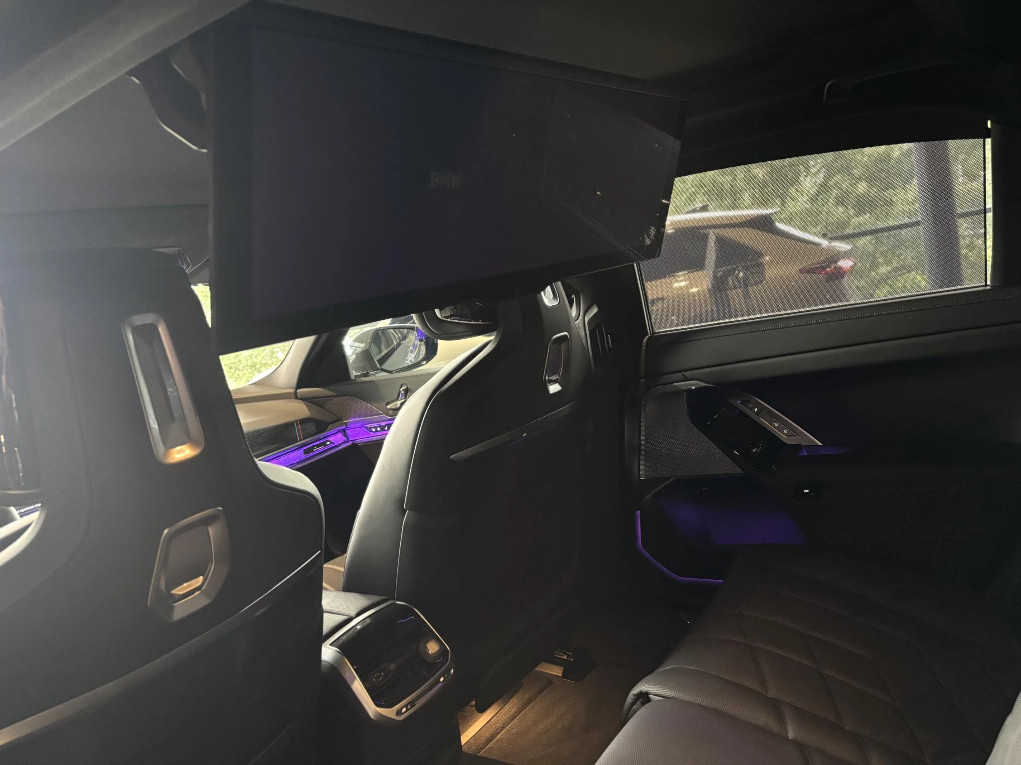 BMW-i7-image-12