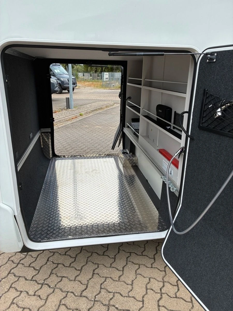 Hymer--image-18