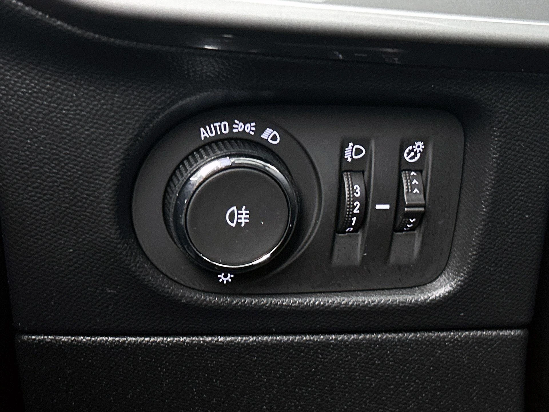 Opel-Mokka-image-15