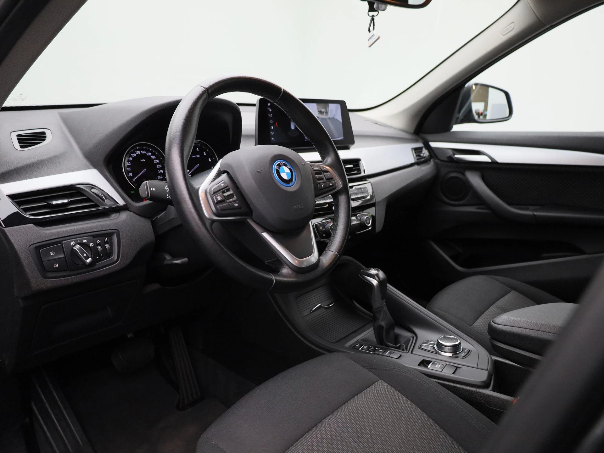 BMW-X1-image-32