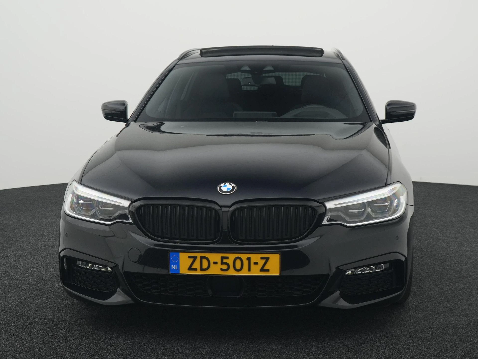 BMW-5 Serie-image-2