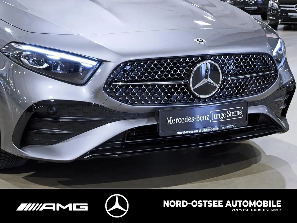 Mercedes-Benz A-Klasse 180 SPECIAL EDITION AMG ADVANCED+ KAM PANO SHZ AMG Line