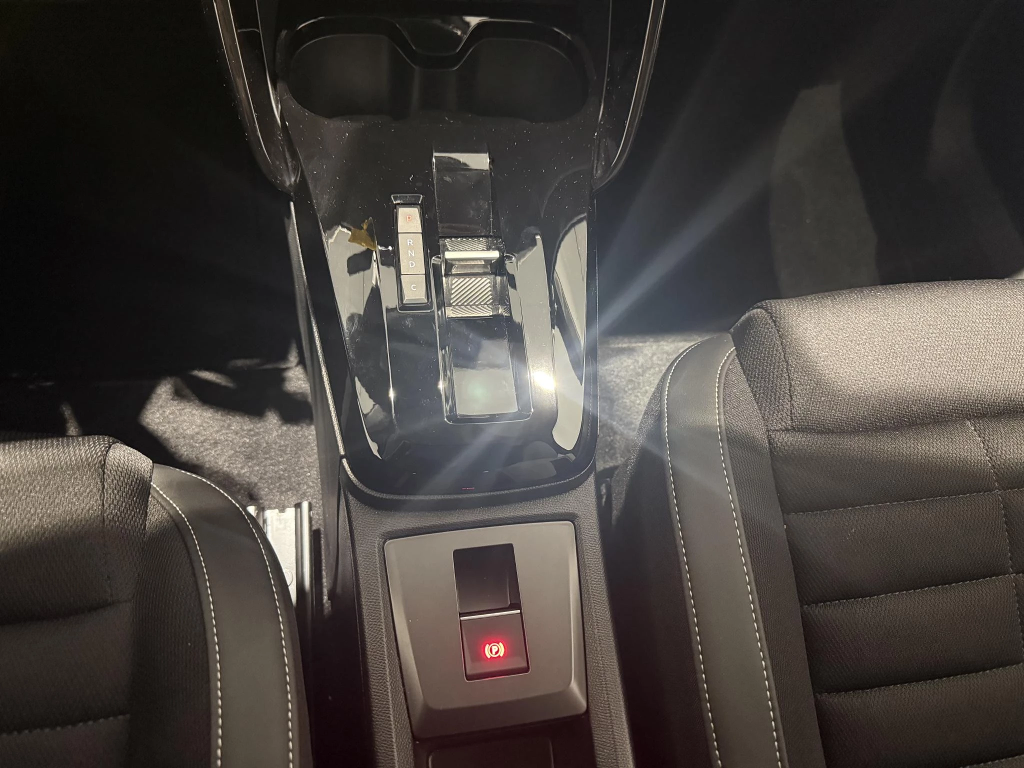 Citroën-ë-C3 Aircross-image-21