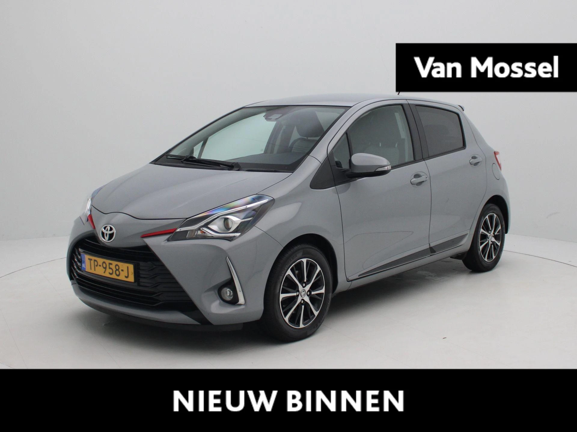 Toyota-Yaris-image-0