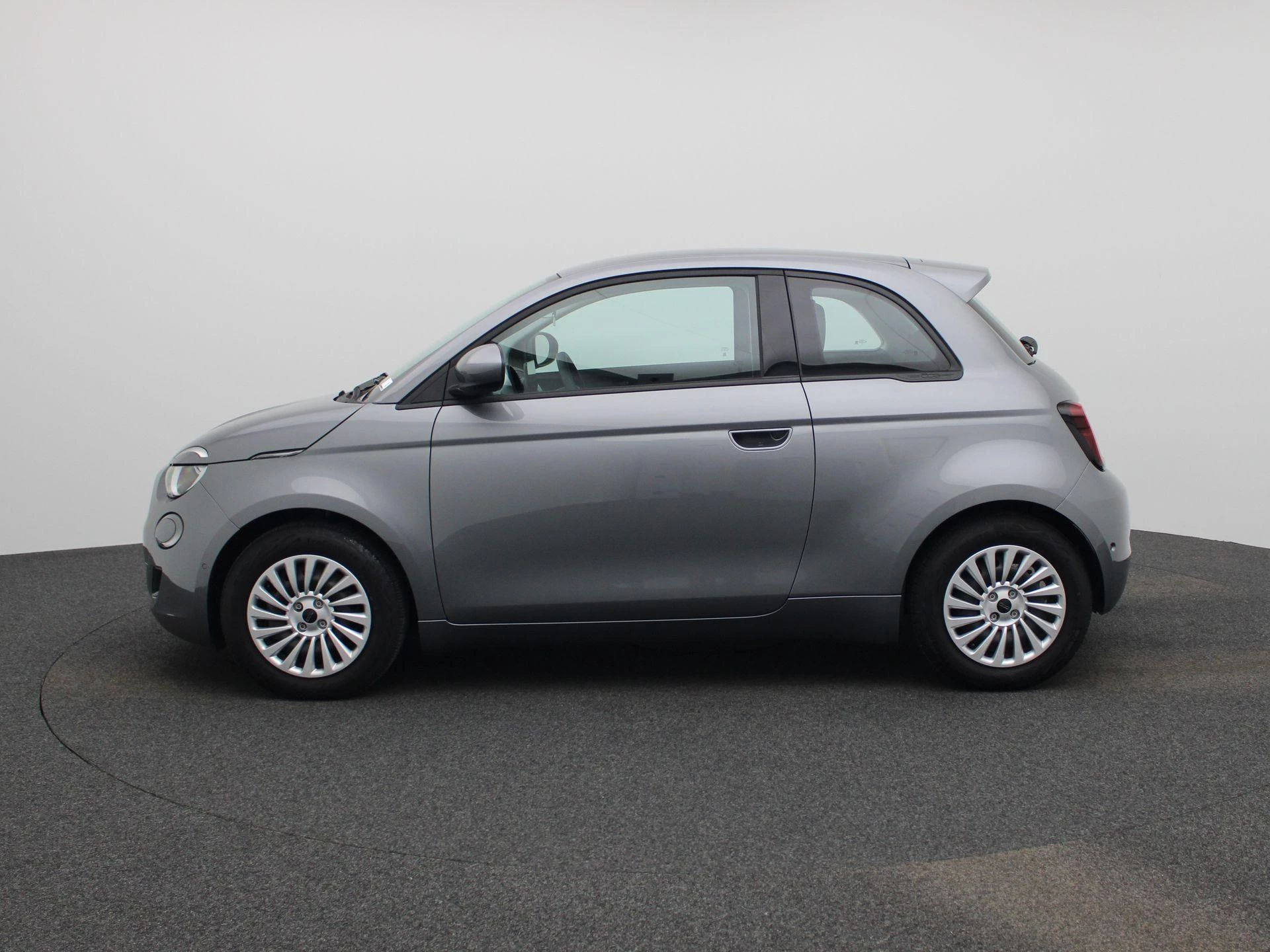 Fiat-500-image-3