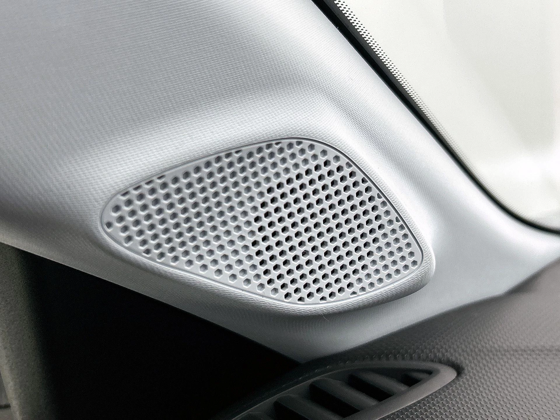 Opel-Corsa-image-14