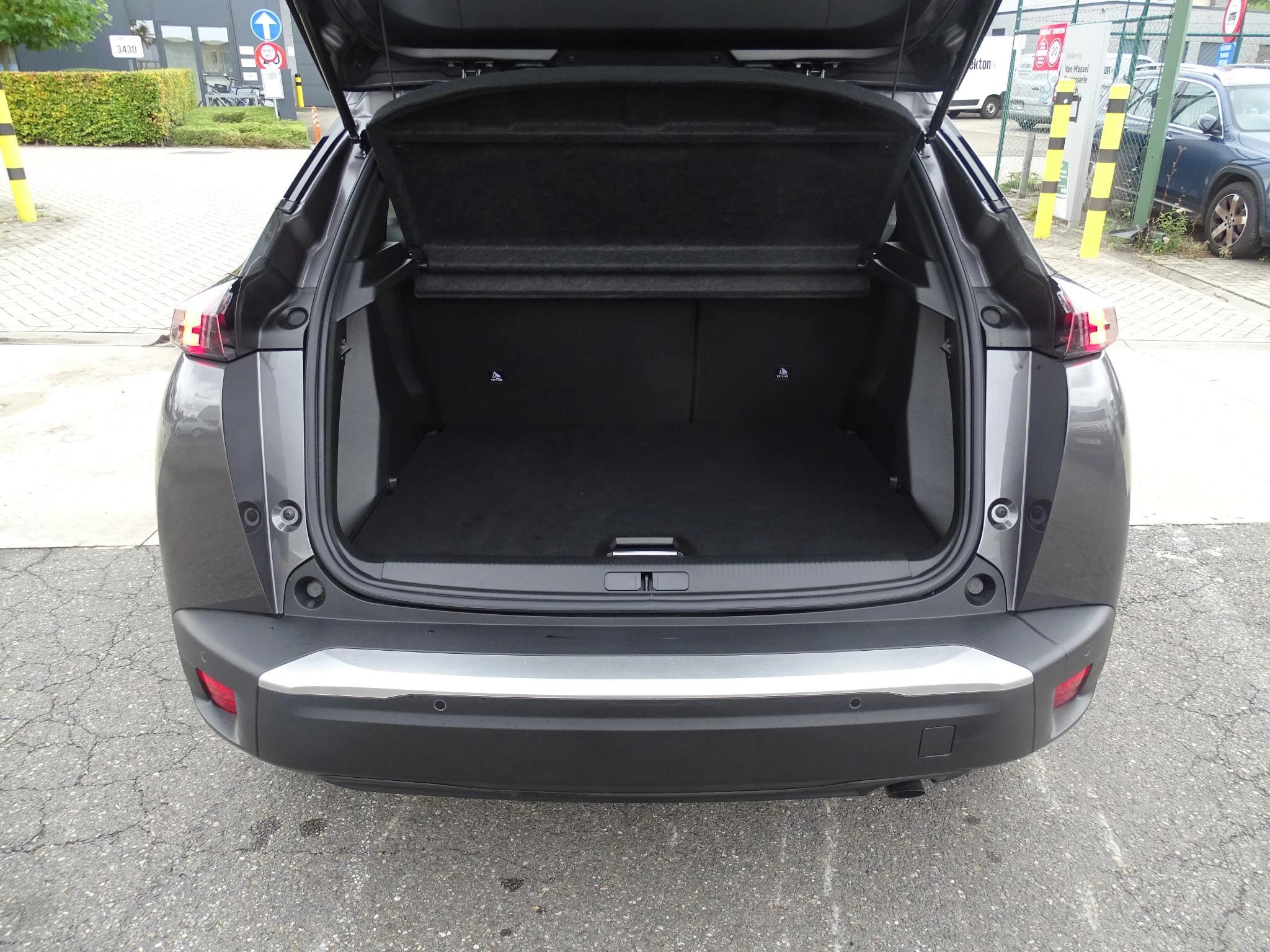 Peugeot-2008-image-14