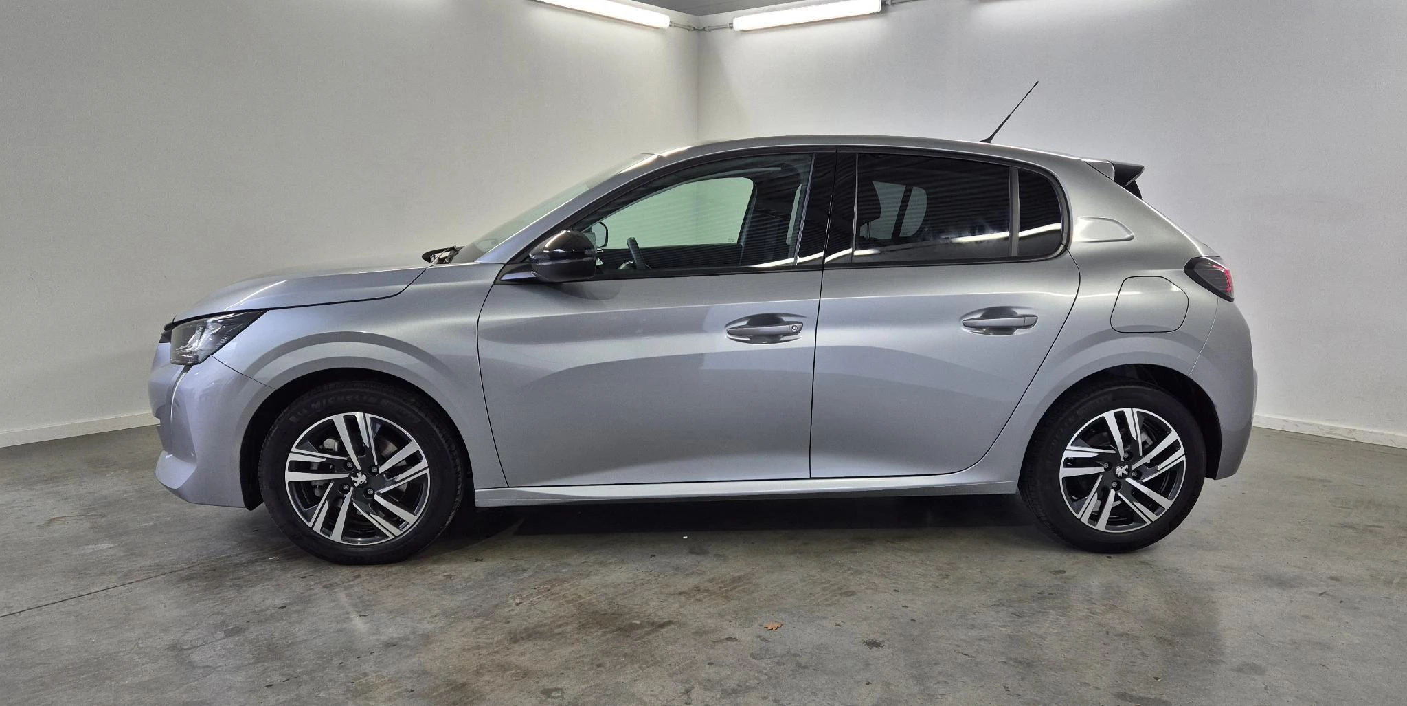 Peugeot 208 1.2 100PK MAN6 Allure