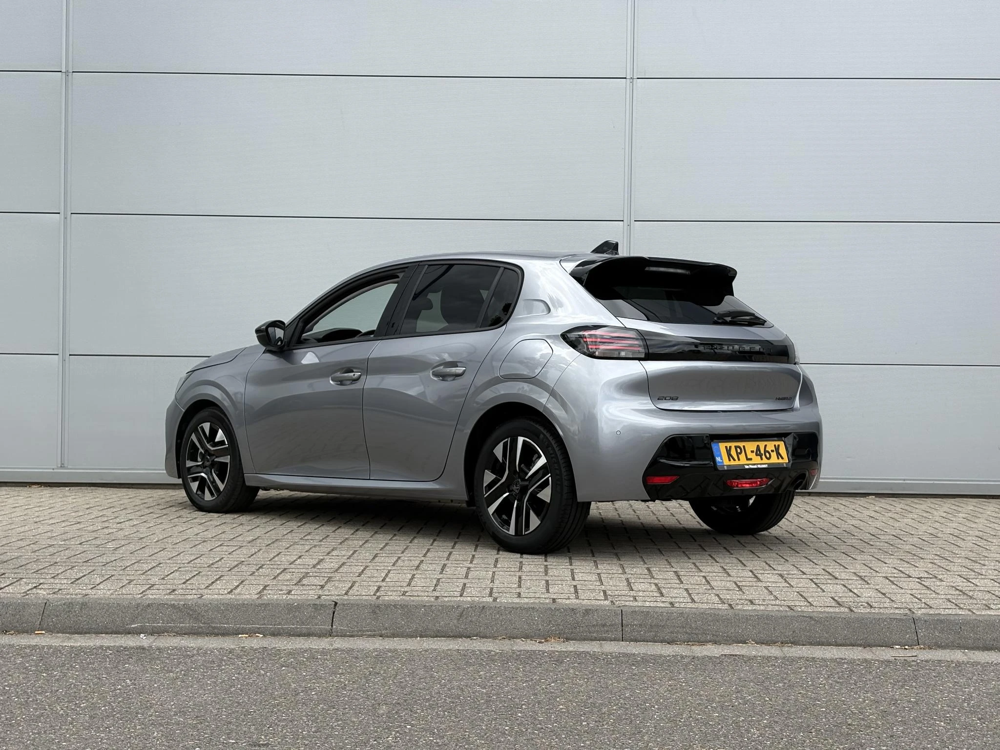 Peugeot-208-image-3