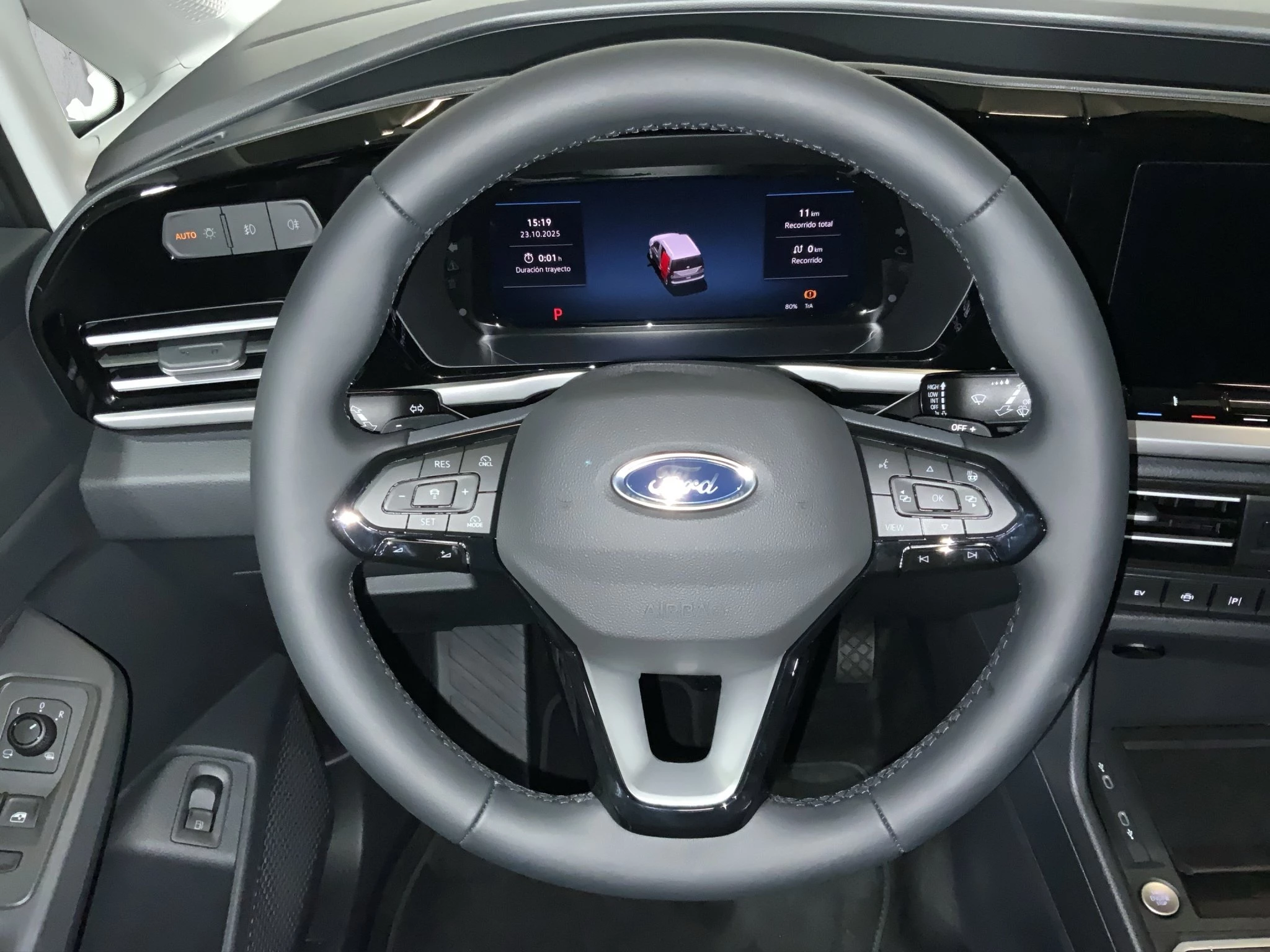 Ford Tourneo Connect Grand Active L2 1.5 l EcoBoost PHEV 110 kW