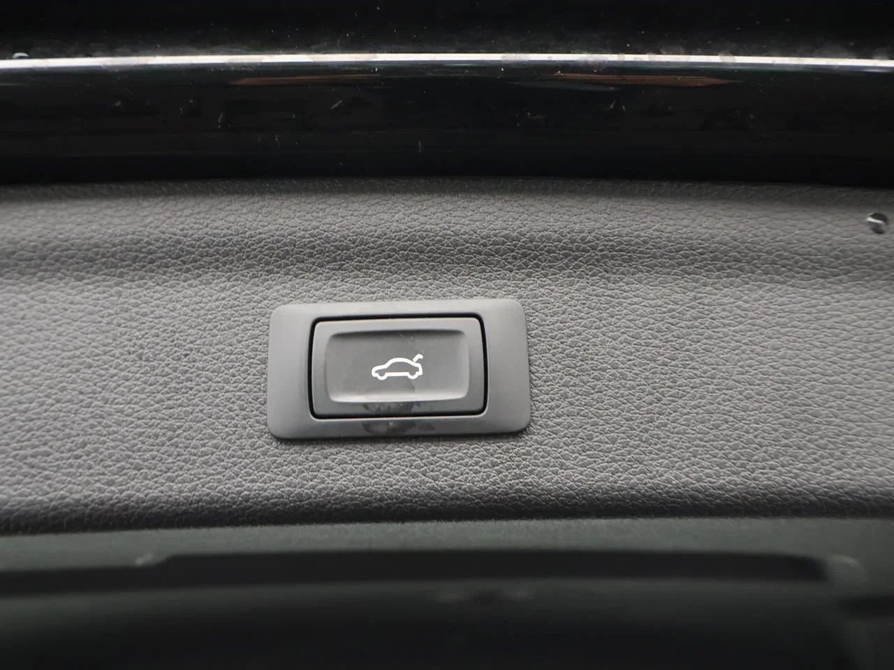 Audi-Q3-image-15