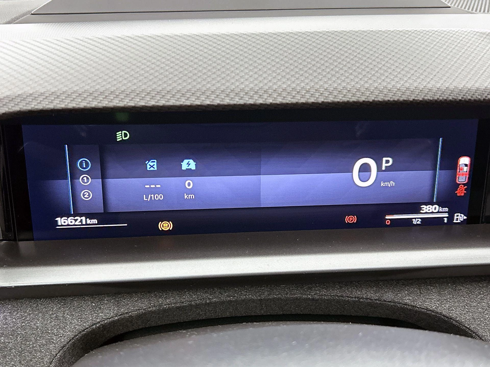 Opel-Grandland-image-15