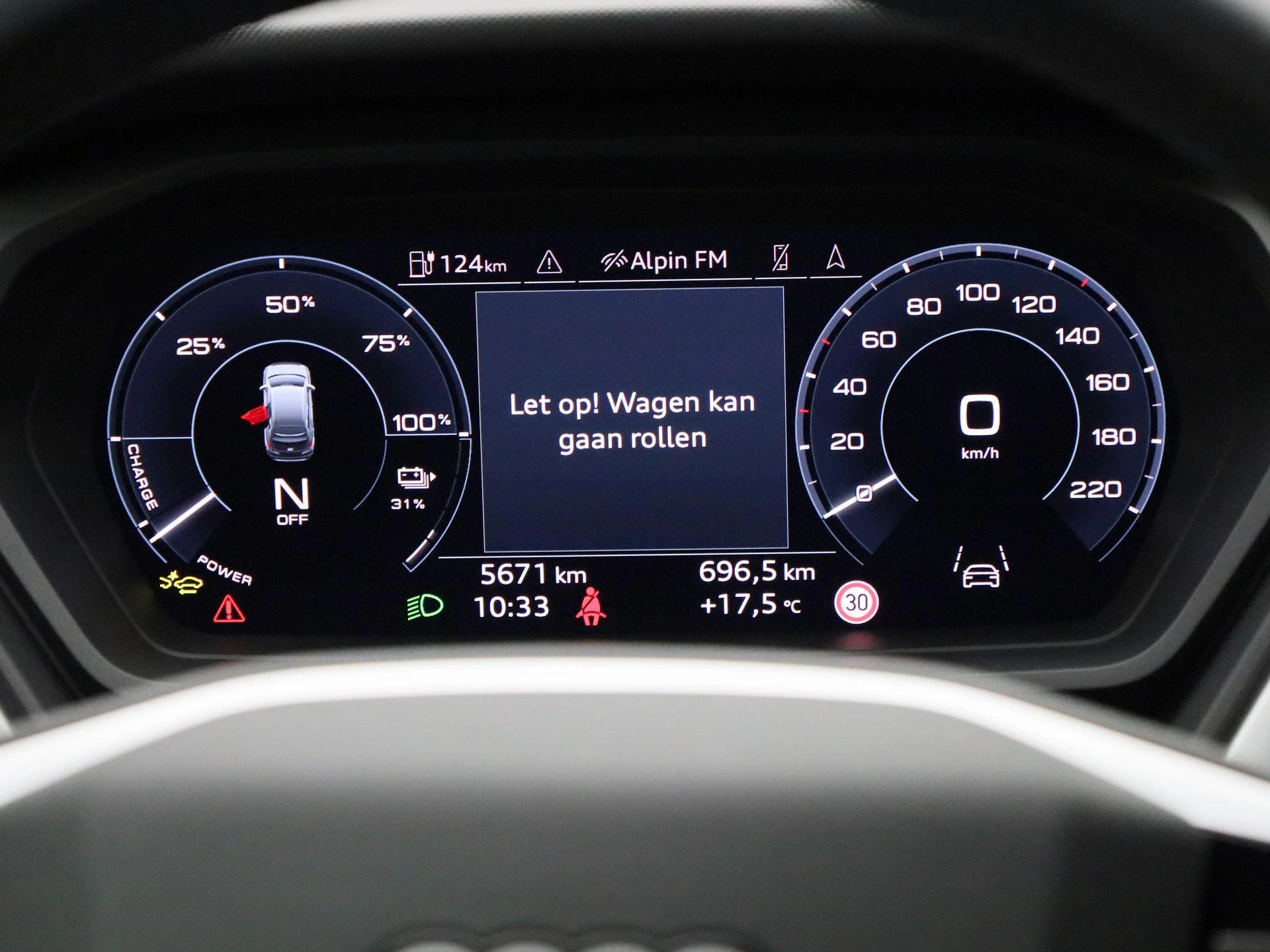 Audi-Q4 e-tron-image-7
