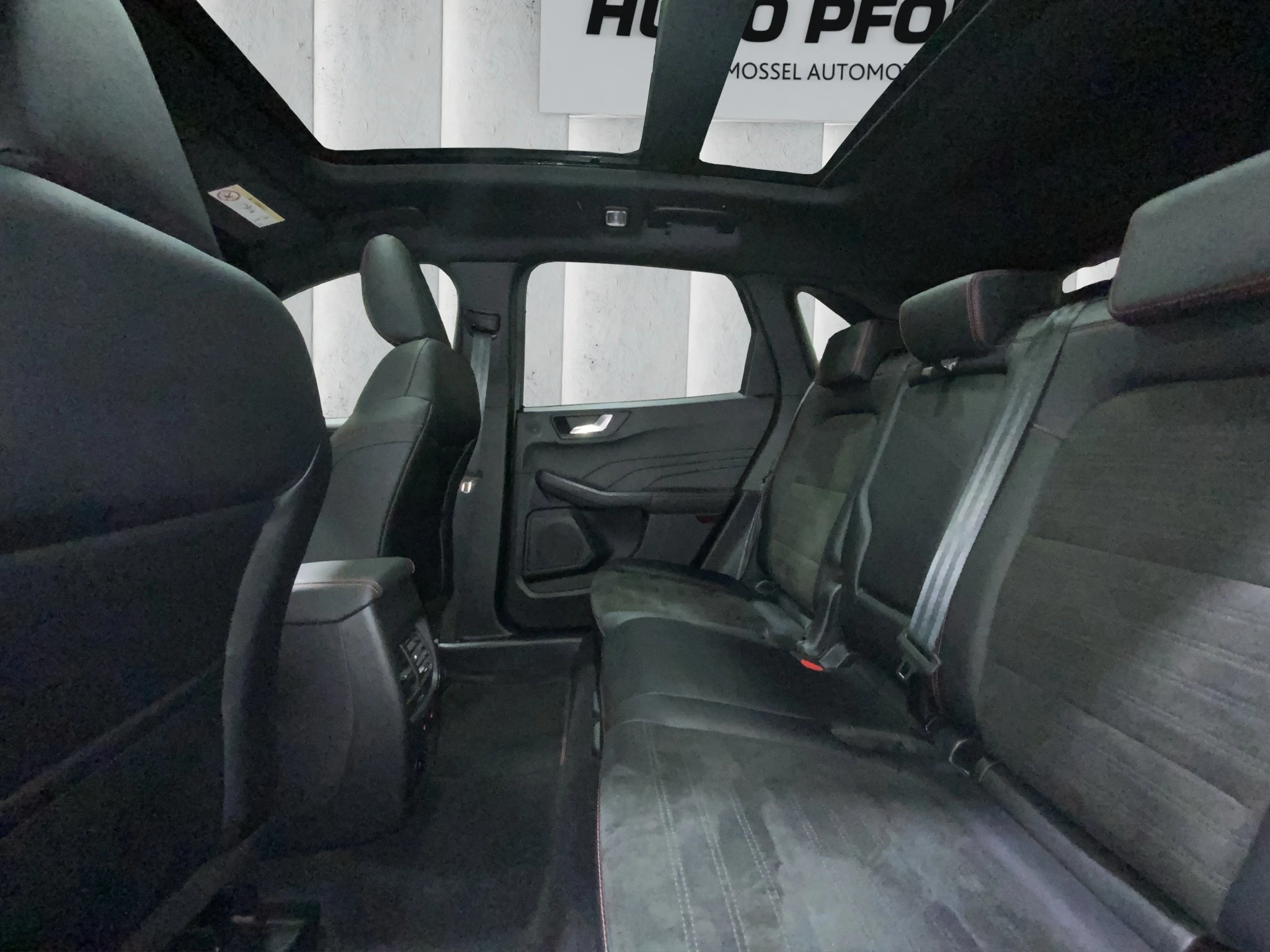 Ford Kuga ST-Line X*PANO*AHK*KAM*ACC*NAVI*SOUND-SYS. LED Pano SHZ 4xSHZ