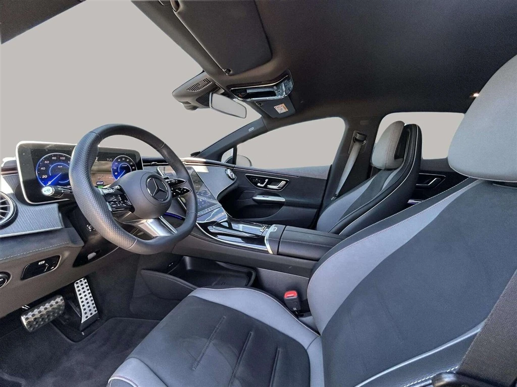 Mercedes-Benz-EQE-image-9