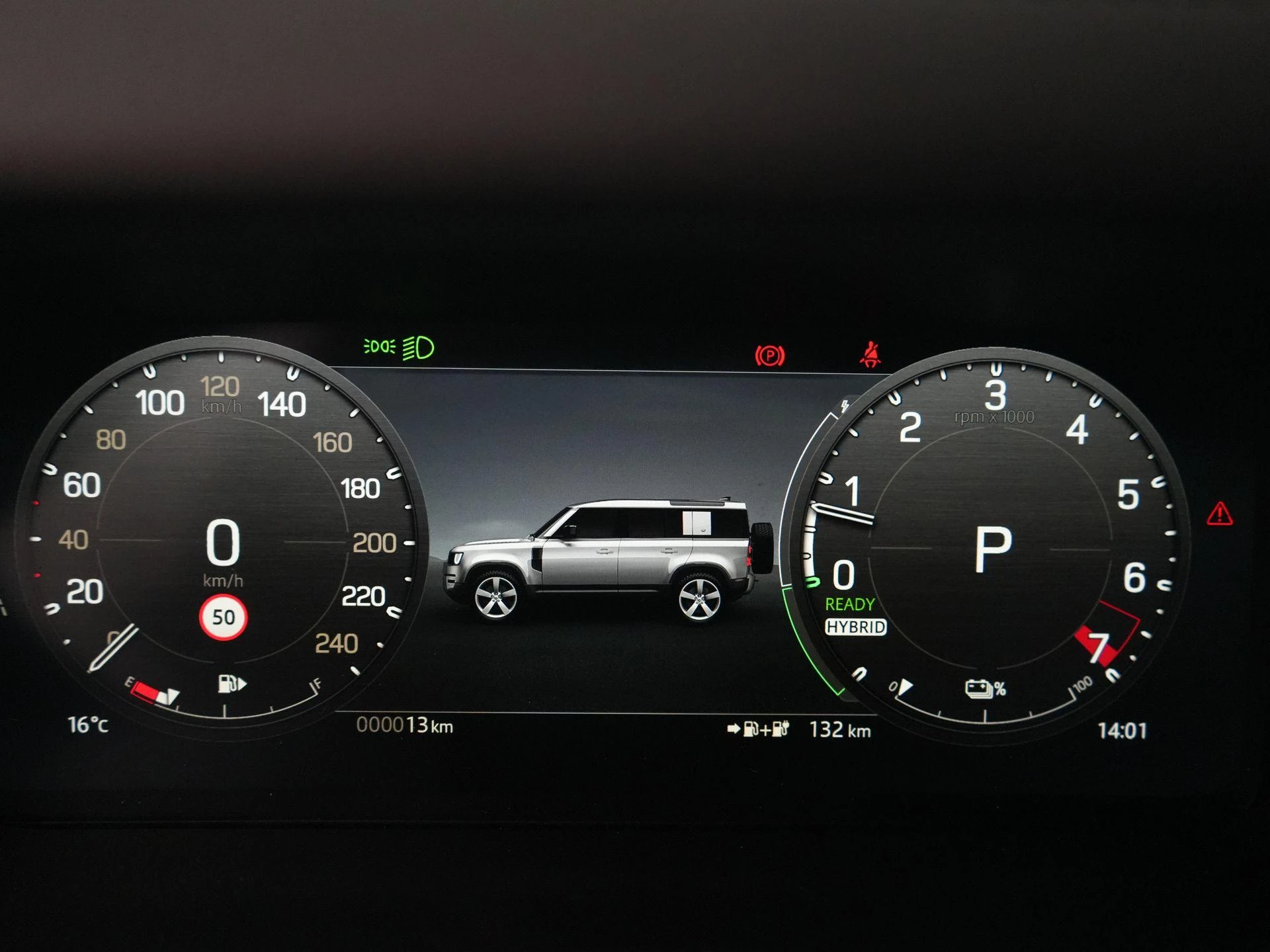 Land Rover-Defender-image-9