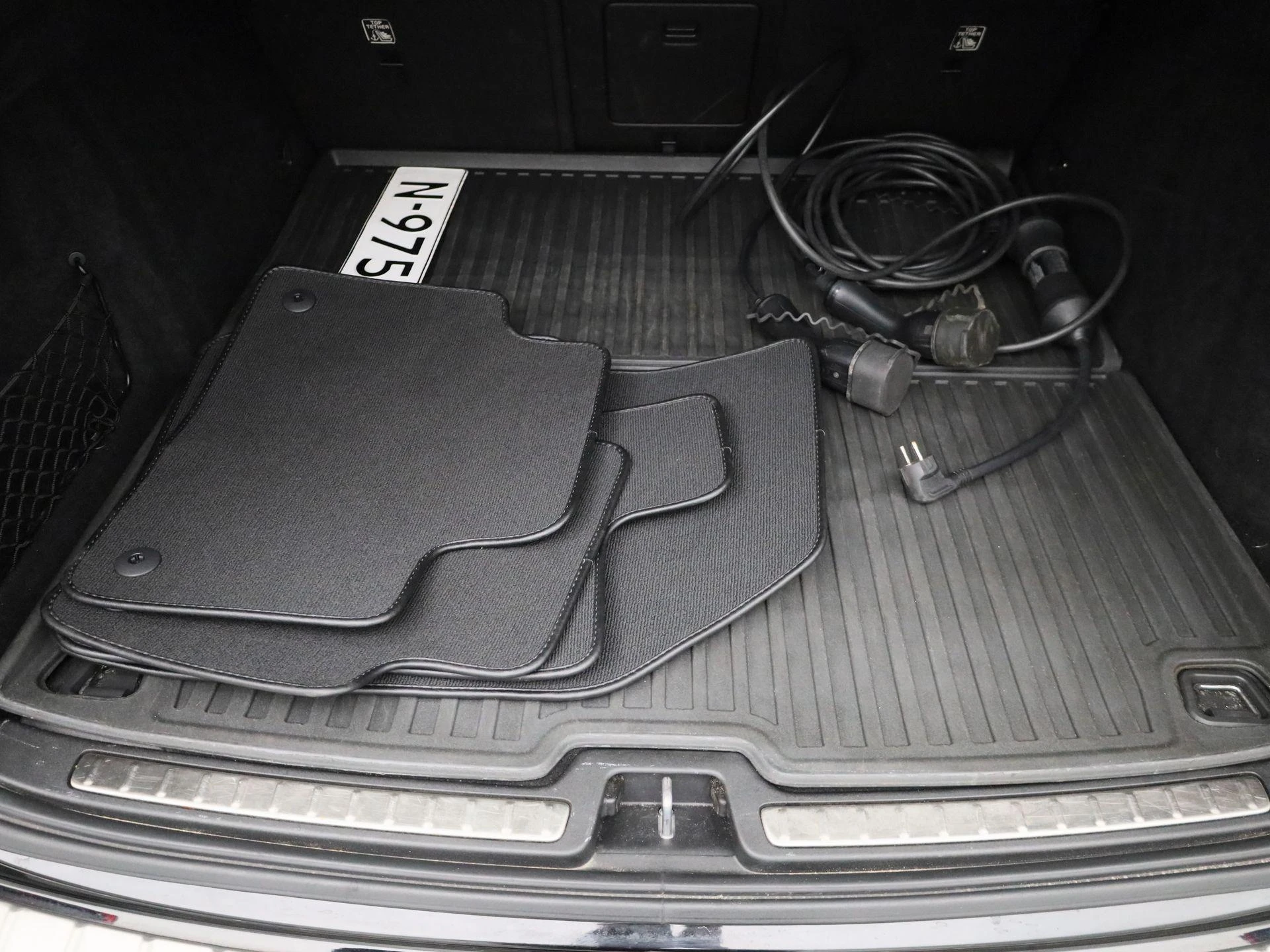 Volvo-V60-image-12