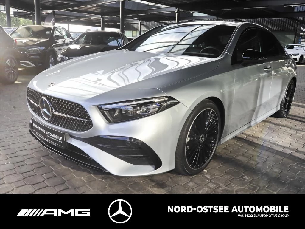 Mercedes-Benz A-Klasse 200 d LIMO AMG ADVANCED+ PANO TEMPO SHZ NIGHT AMG Line
