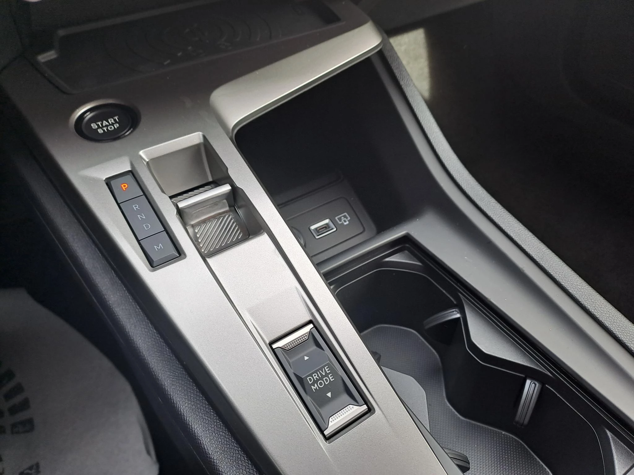 Peugeot-308-image-13