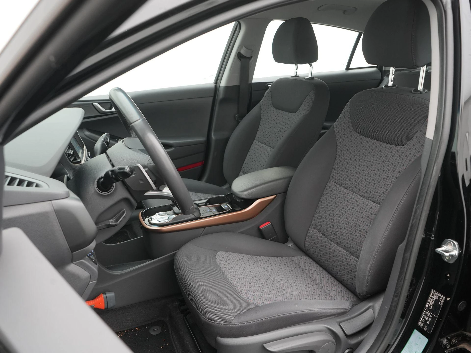 Hyundai-IONIQ-image-8