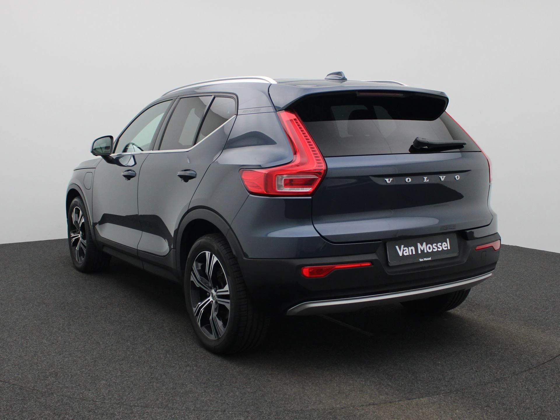 Volvo-XC40-image-3