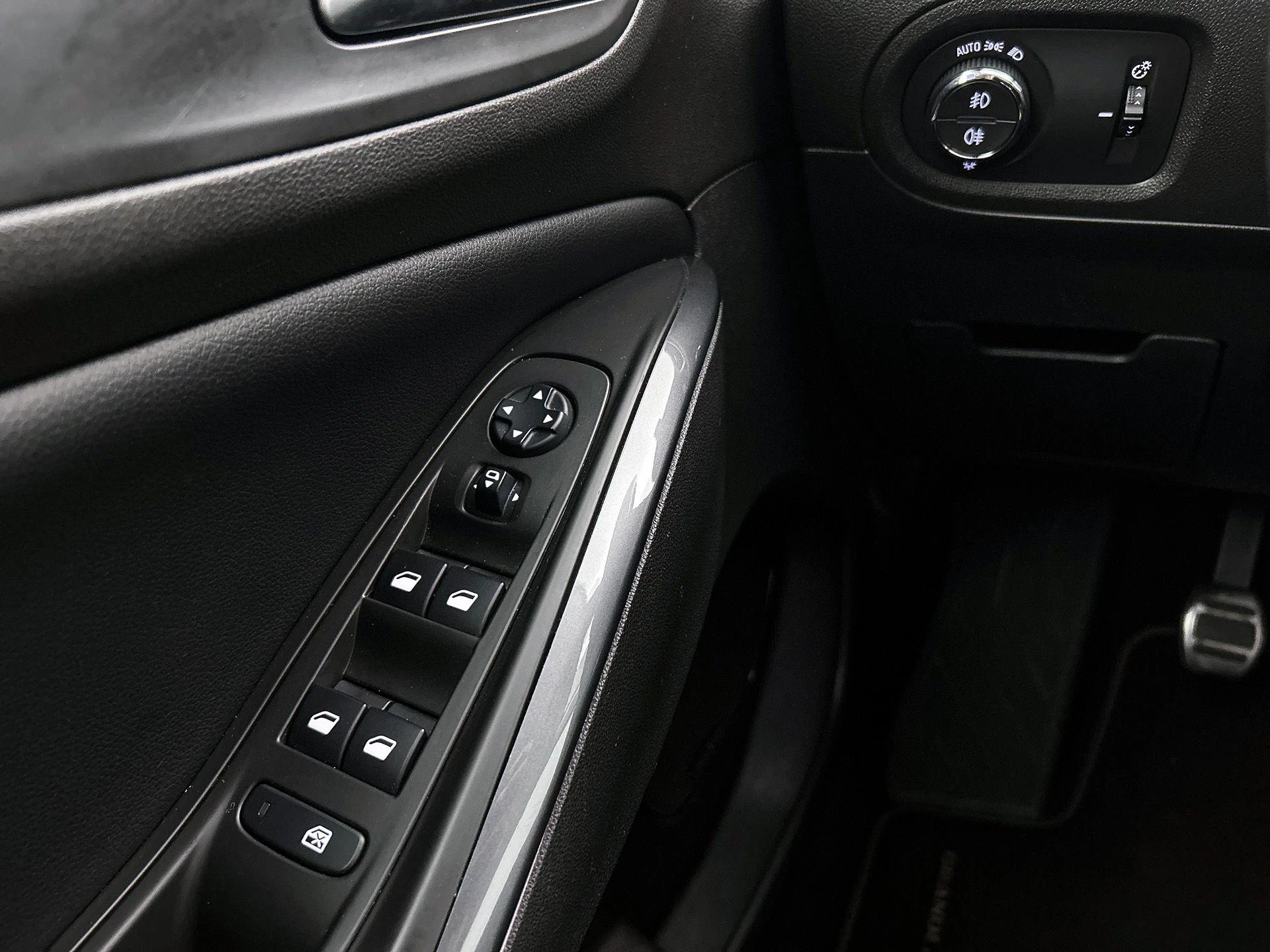 Opel-Grandland X-image-34