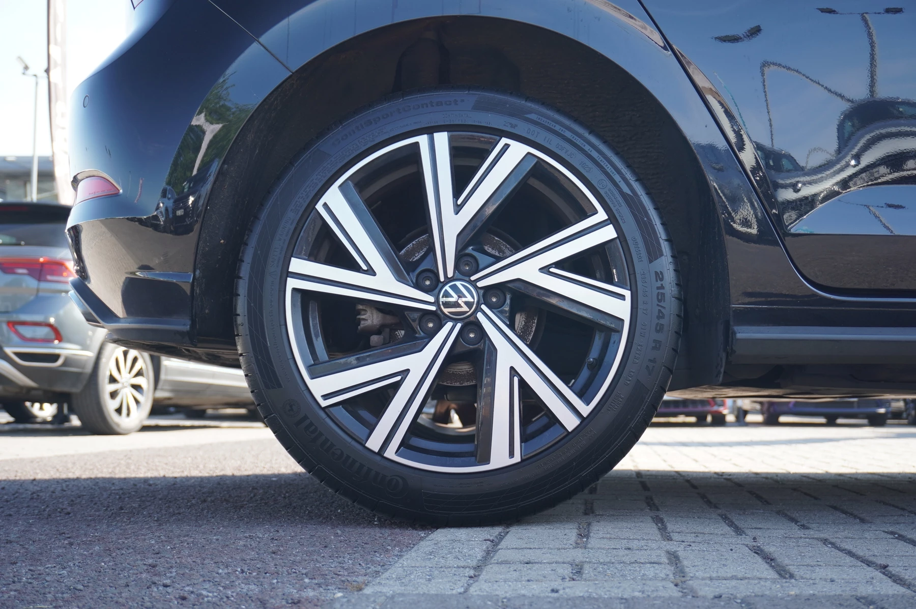 Volkswagen-Polo-image-19