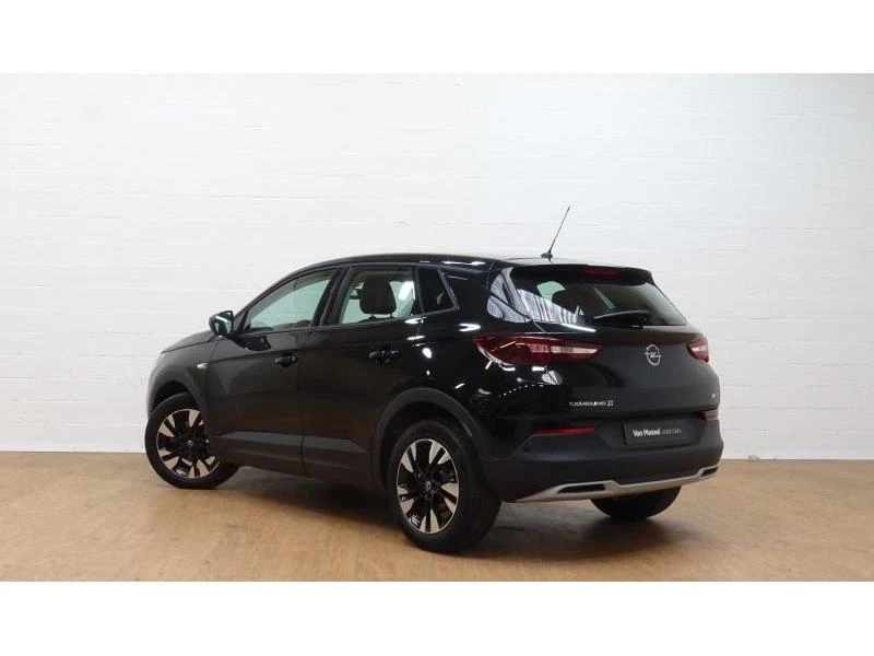 Opel-Grandland X-image-4