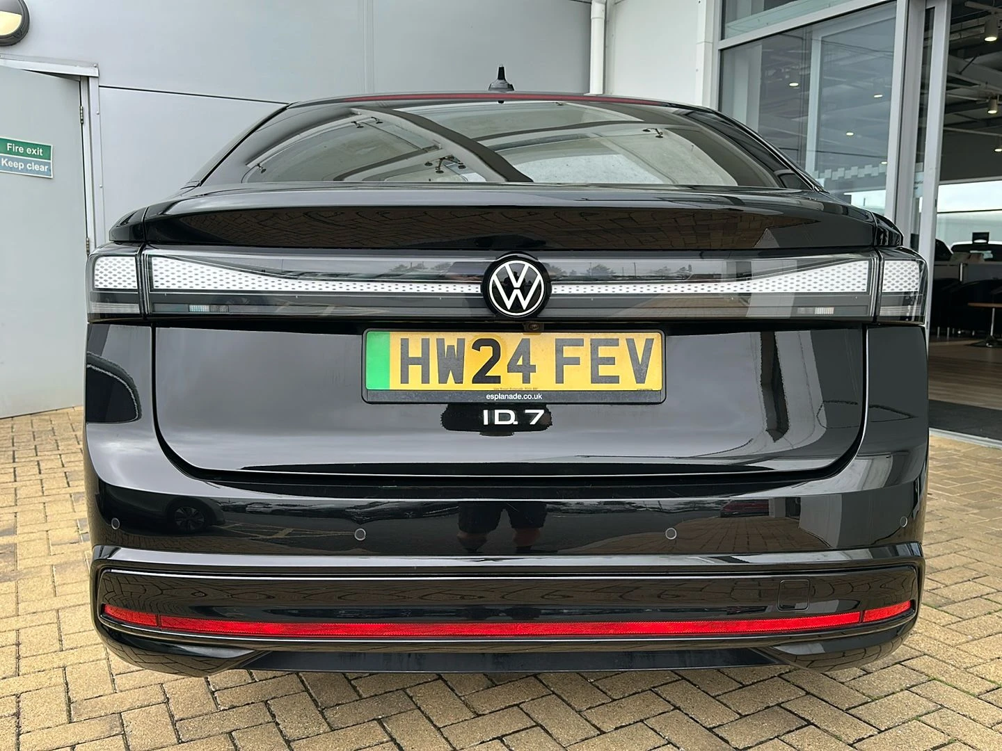 Volkswagen-ID.7-image-5