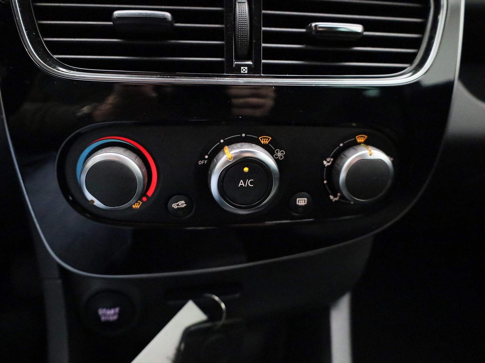 Renault Clio SCe 75 Zen