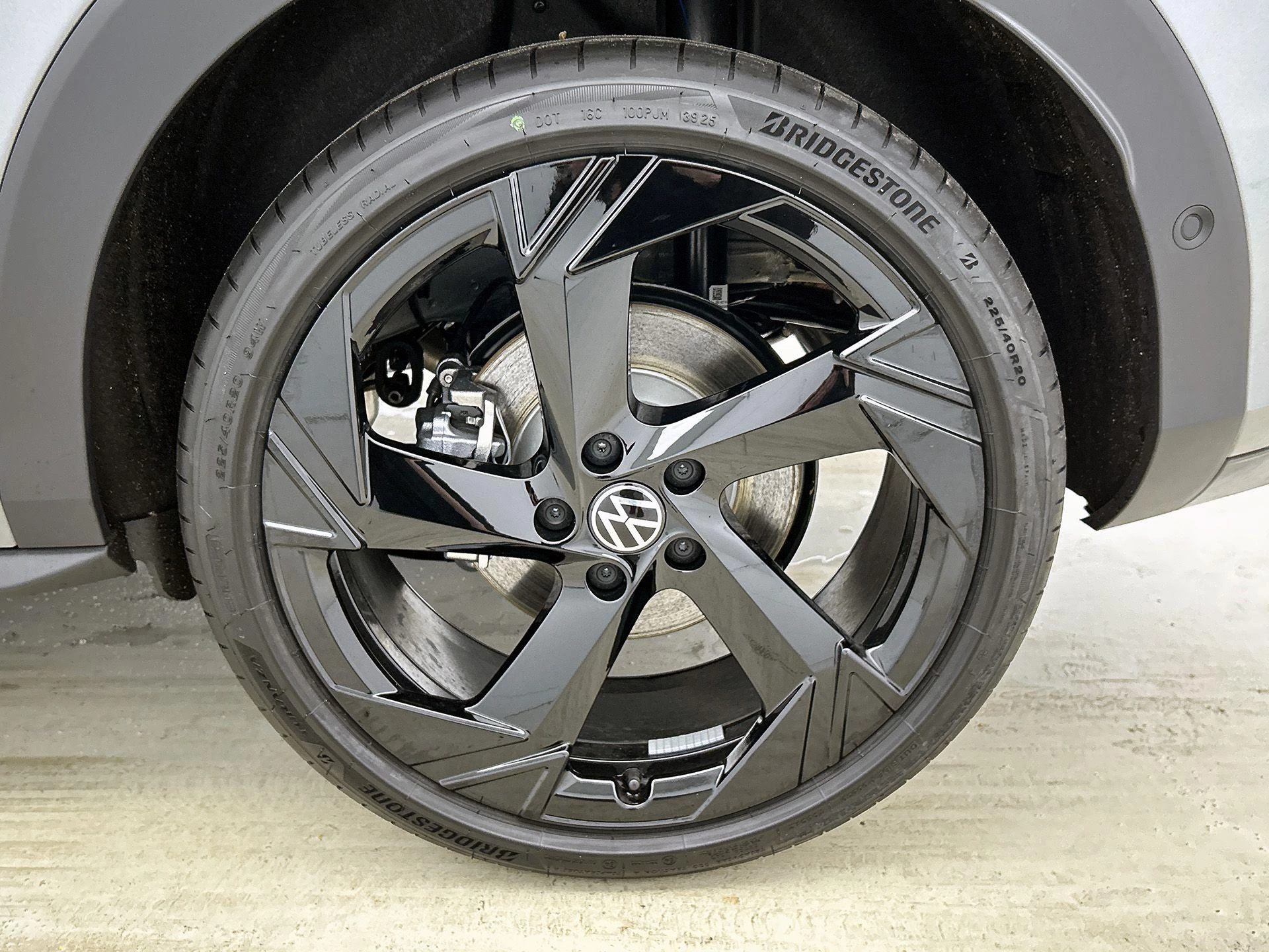 Volkswagen-T-Roc-image-34
