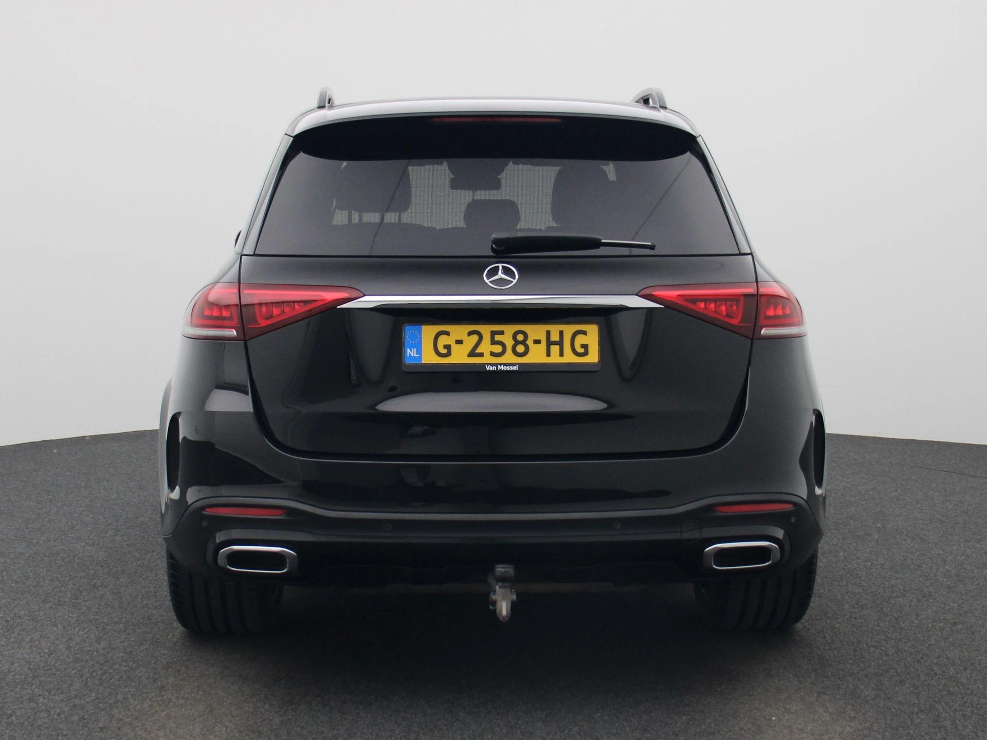 Mercedes-Benz-GLE-image-4