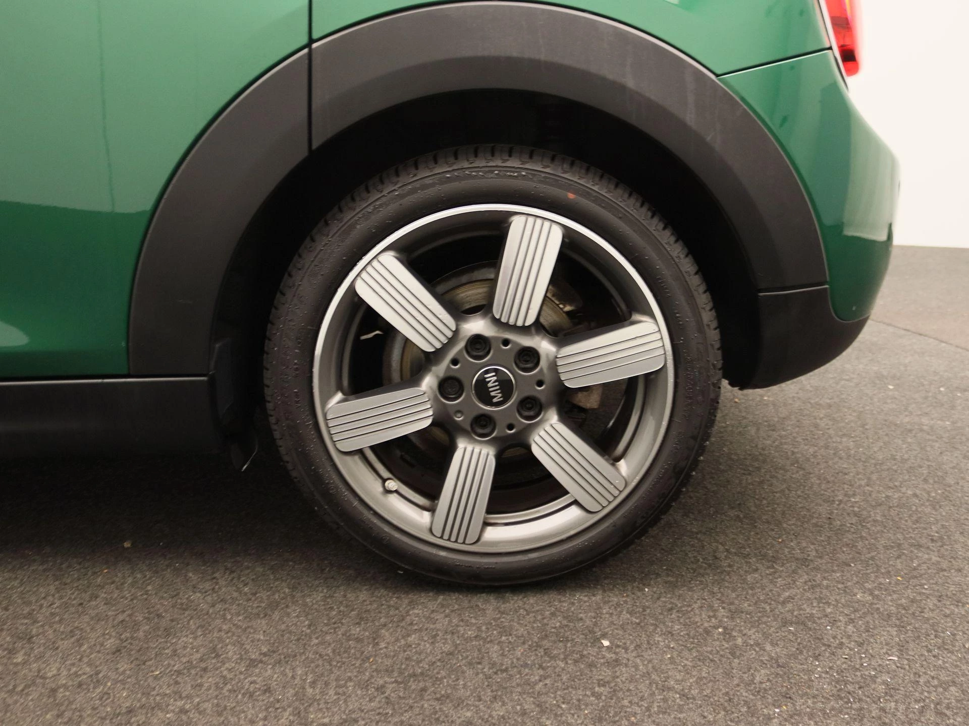 MINI-Cooper-image-13
