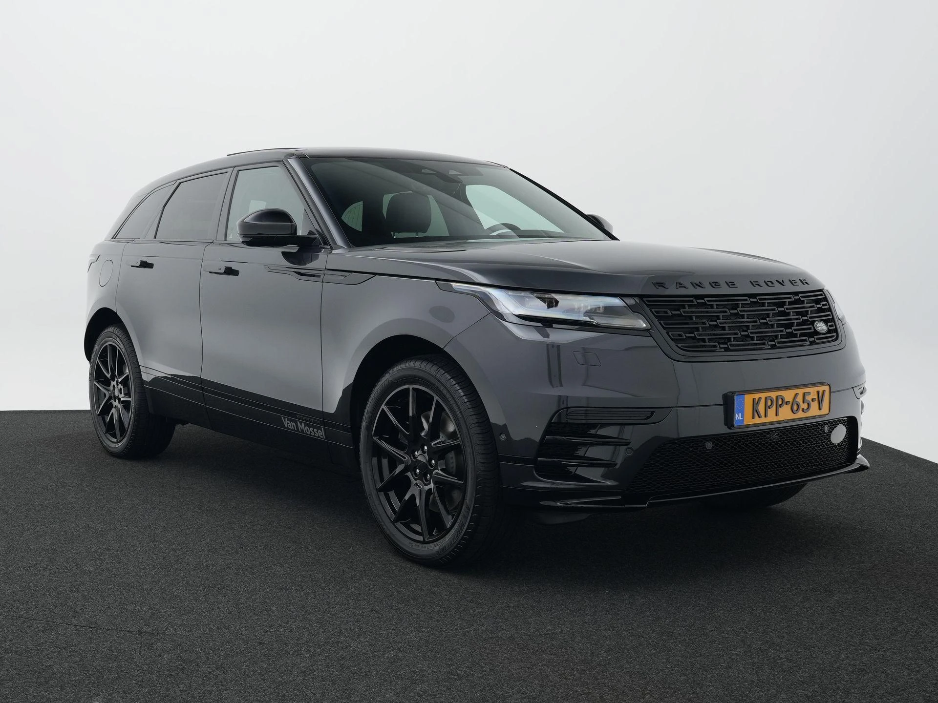 Land Rover Range Rover Velar 2.0 P400e Belgravia Edition