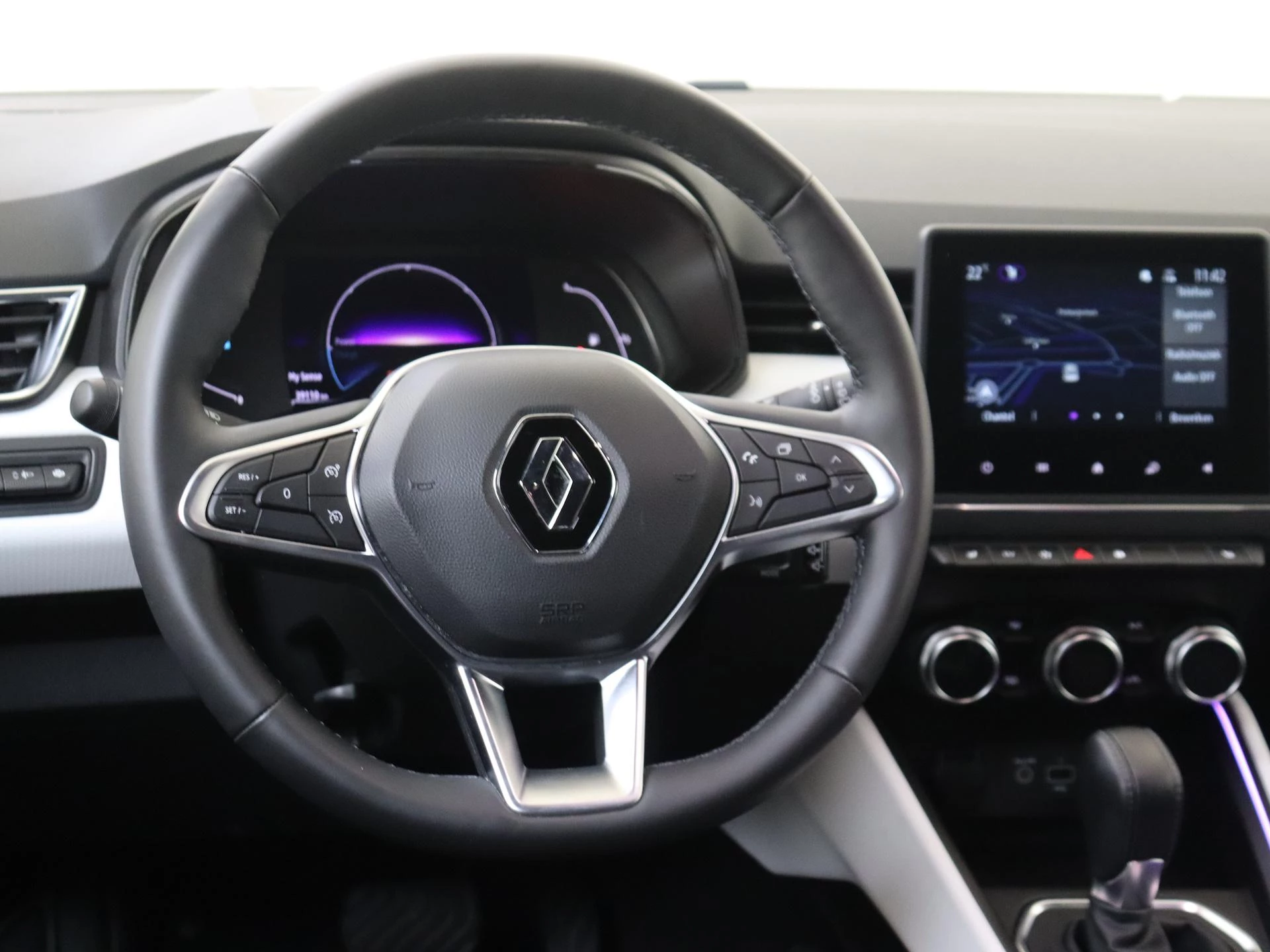 Renault-Clio-image-12