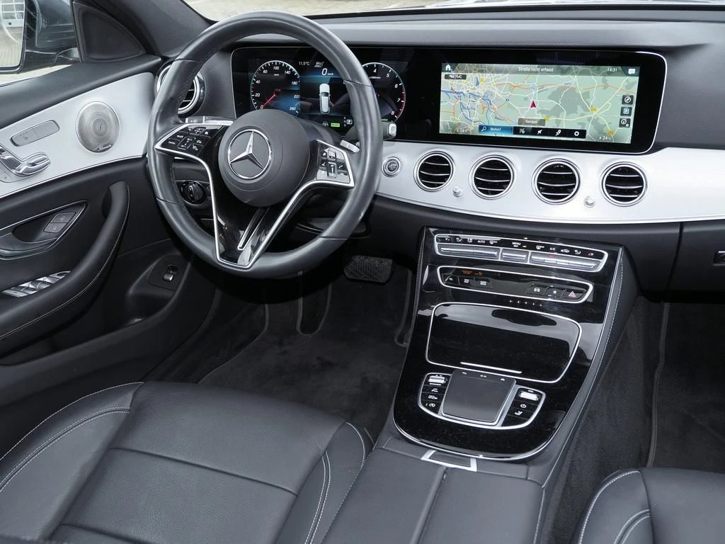 Mercedes-Benz-E-Klasse 450-image-10