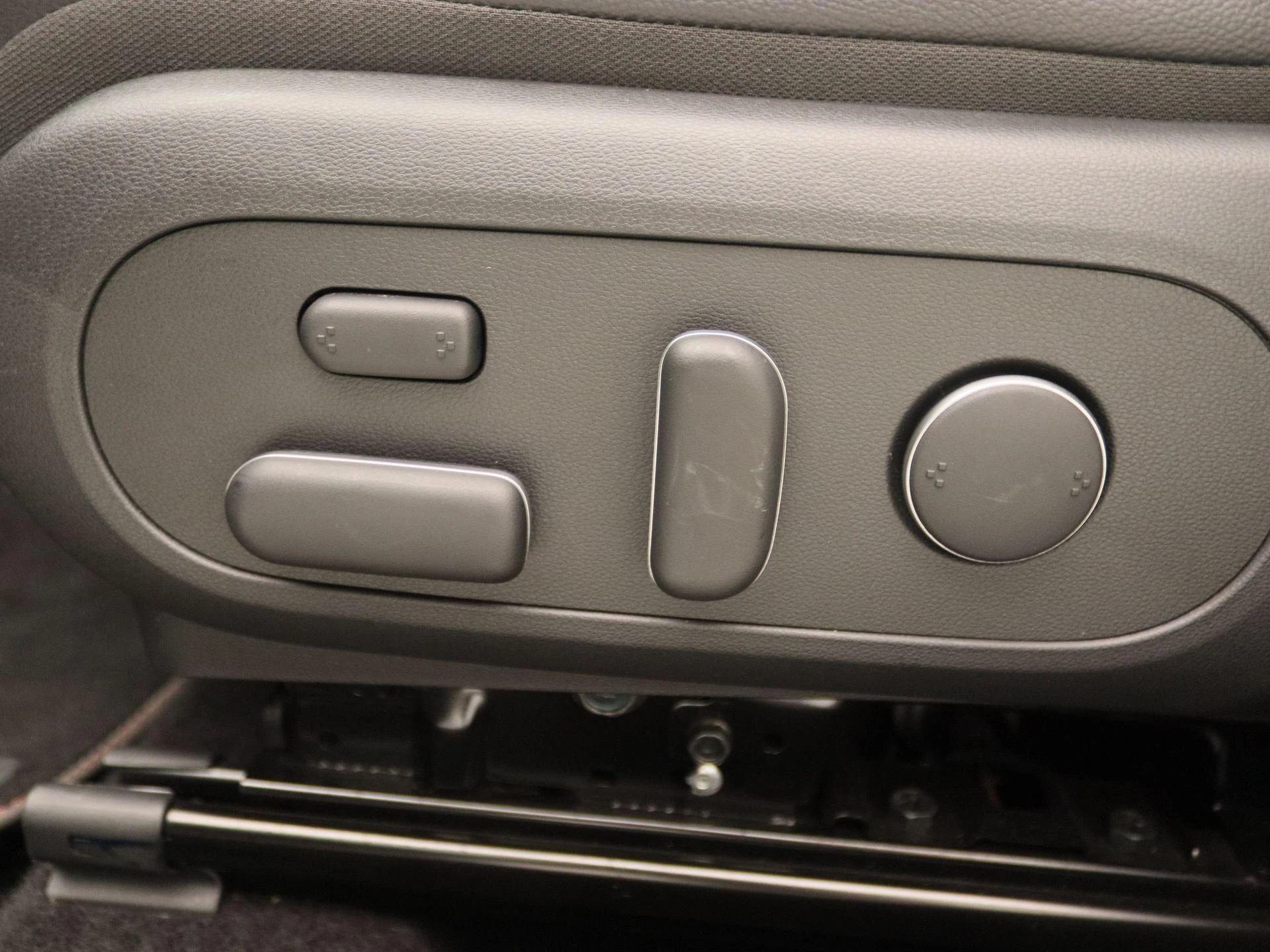 Hyundai-Kona-image-13