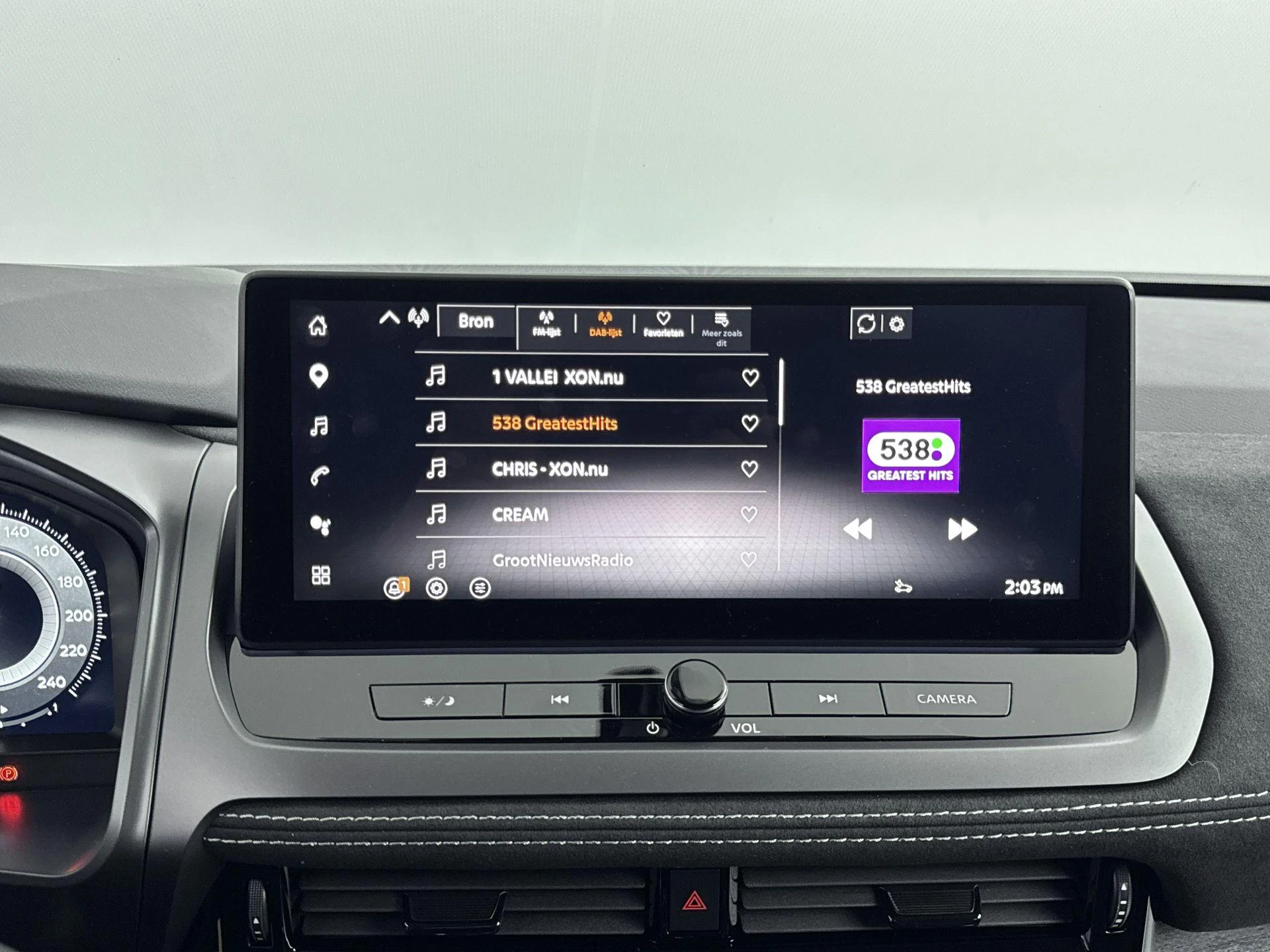 Nissan-QASHQAI-image-6