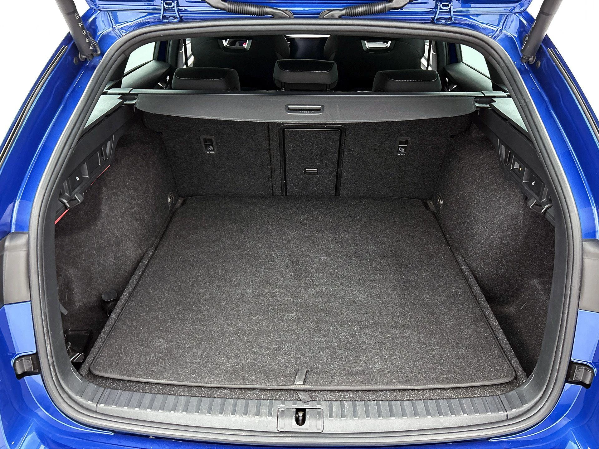 Škoda Octavia Combi 1.5 e-TSI Sport Business