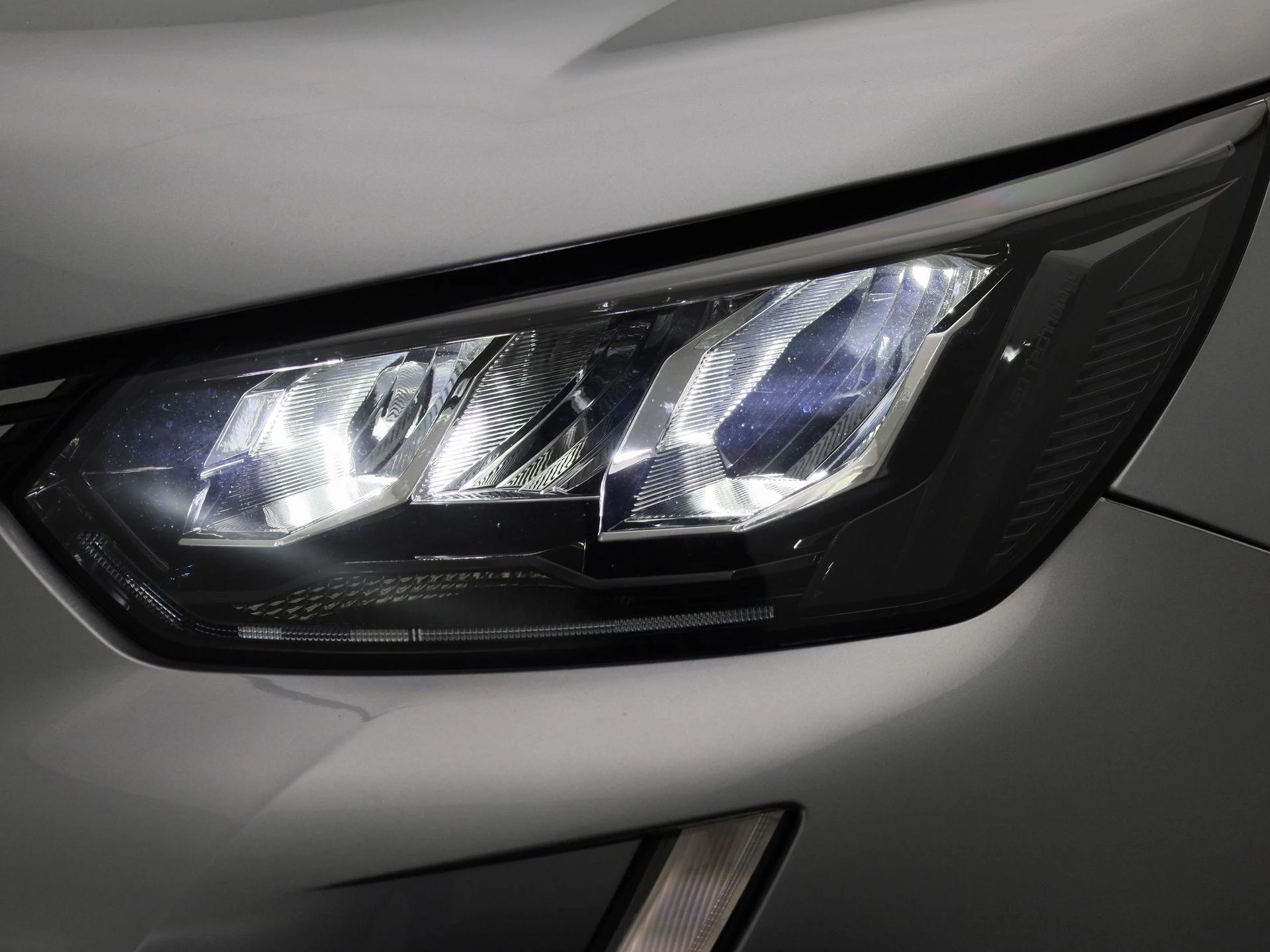 Peugeot e-2008 e-2008 Active Pack